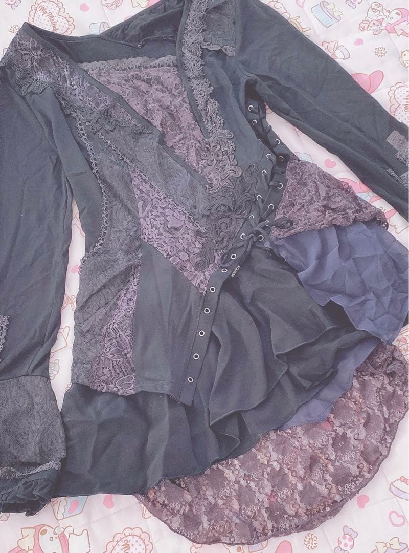 新品未使用♡オッズオネスト♡トップス