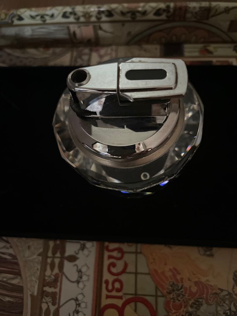 置物 Swarovski Cigarette Lighter