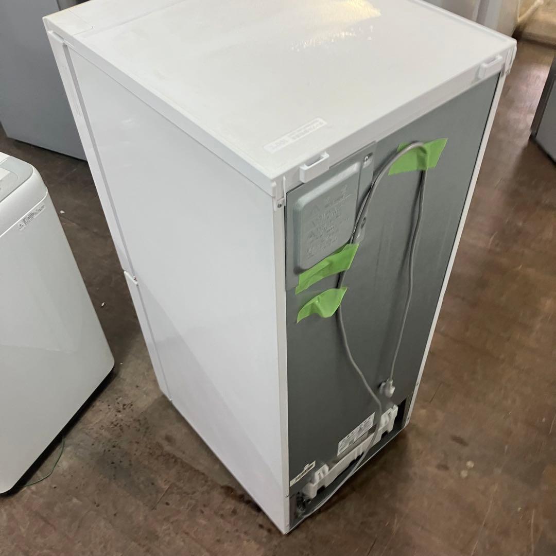 244 SHARP 最新モデル2021年製　ガラスパネル　2ドア冷蔵庫　152L