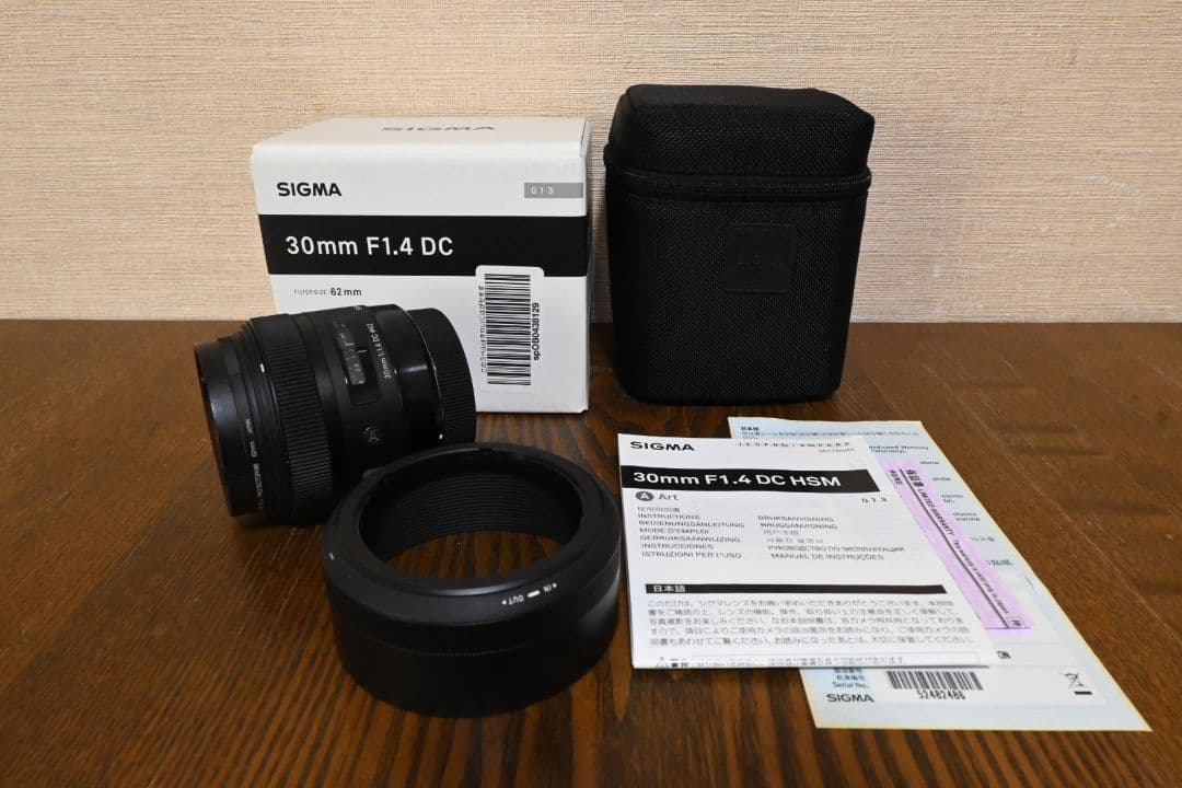 SIGMA 30mm F1.4 DC 単焦点レンズ　キャノンEFマウント