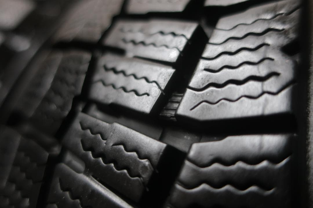 スタッドレス ダンロップ WM02 195/45R17 バリ溝 スイフトスポーツ