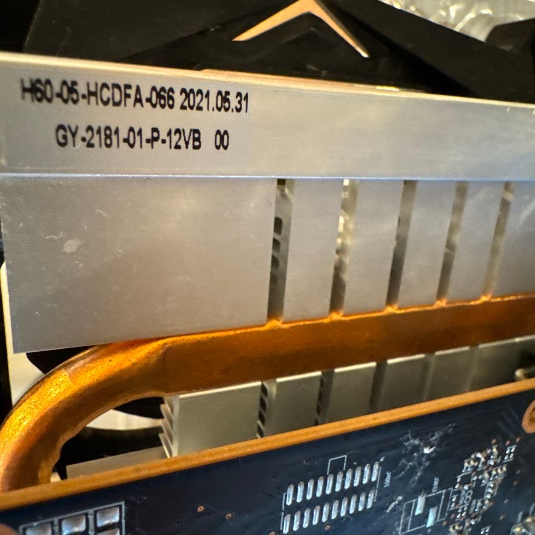 Radeon RX 6600 XT グラフィックボード