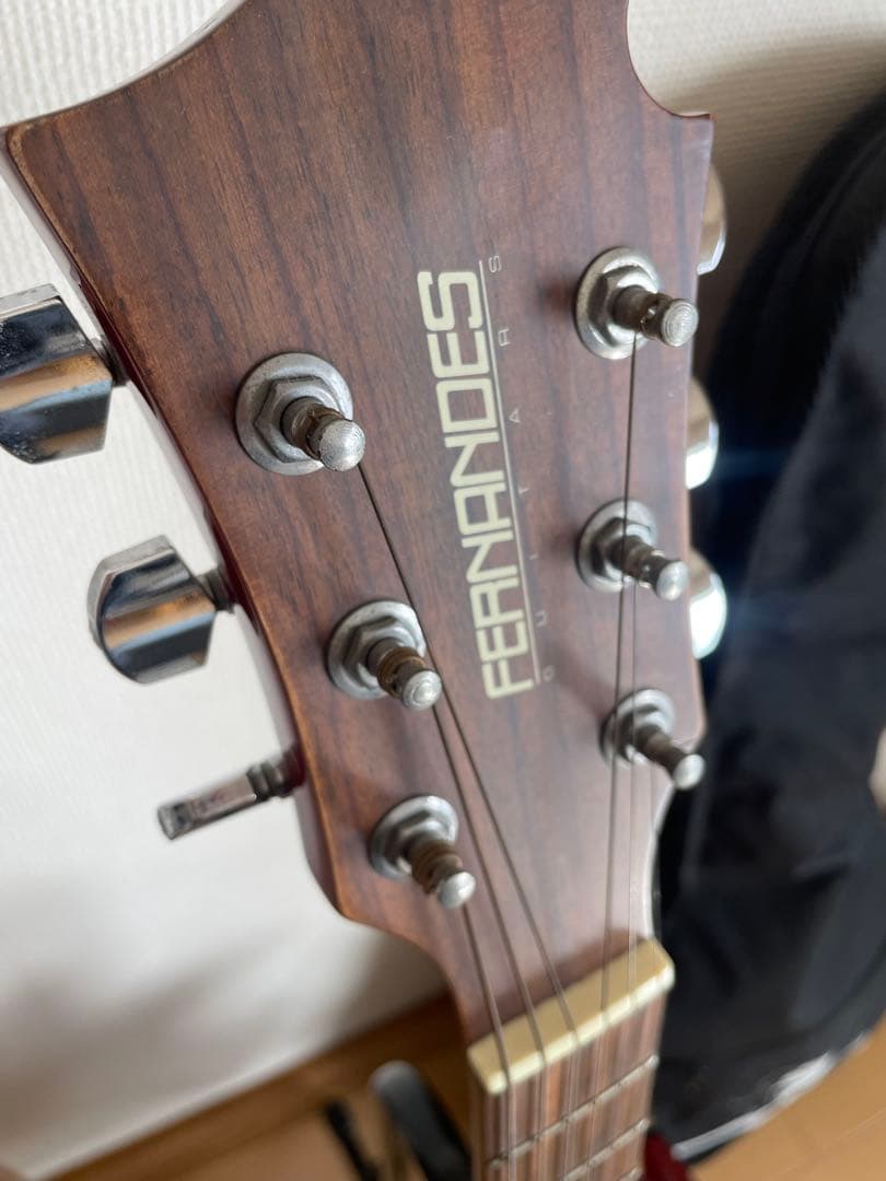 【貴重】フェルナンデス　ディズニーストア限定アコギ　オールドミッキー　スタンド付