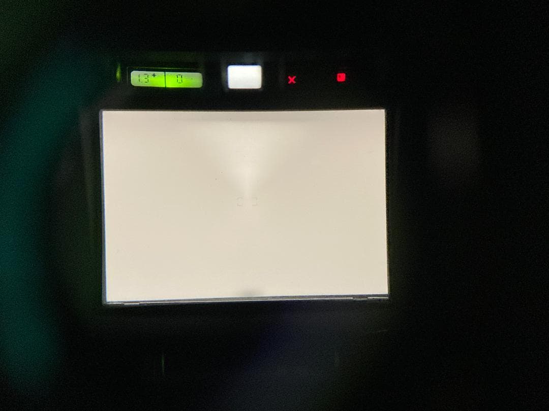 Nikon F4S + MF-22 データバック + SB-22 スピードライト