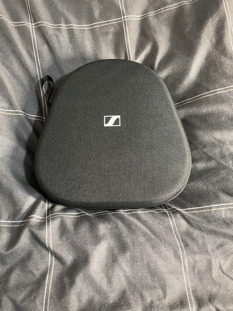 Sennheiser Momentum 4 ワイヤレスヘッドホン