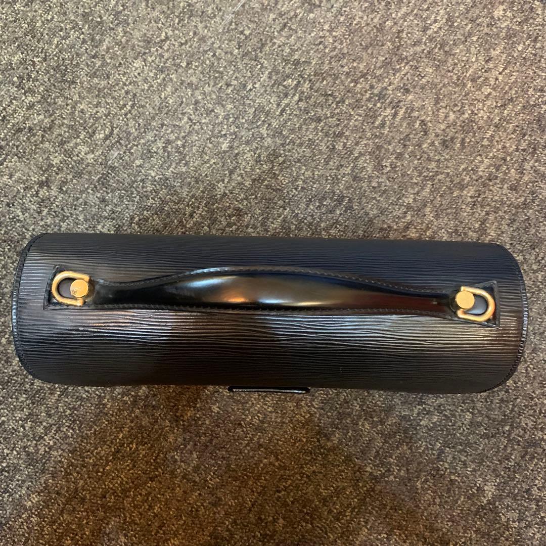 ルイ・ヴィトン ハンドバッグ エピ モンソー 28 M52122