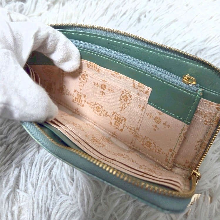 新品未使用❀ANNA SUI アナスイ ローズハート L字ファスナ－ 長財布