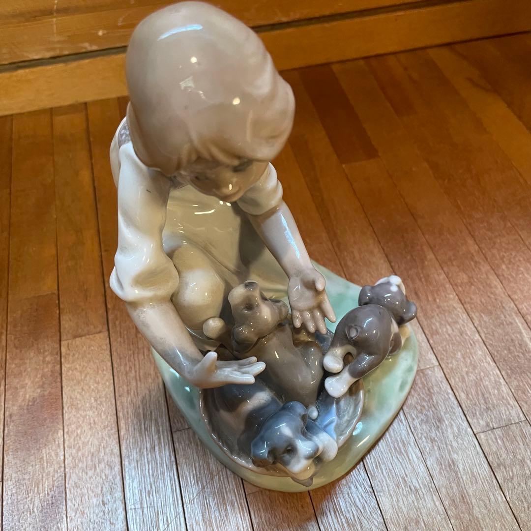 【レア・希少】リアドロ　リヤドロ　LIADRO 置物　陶器人形　人形　少女　犬