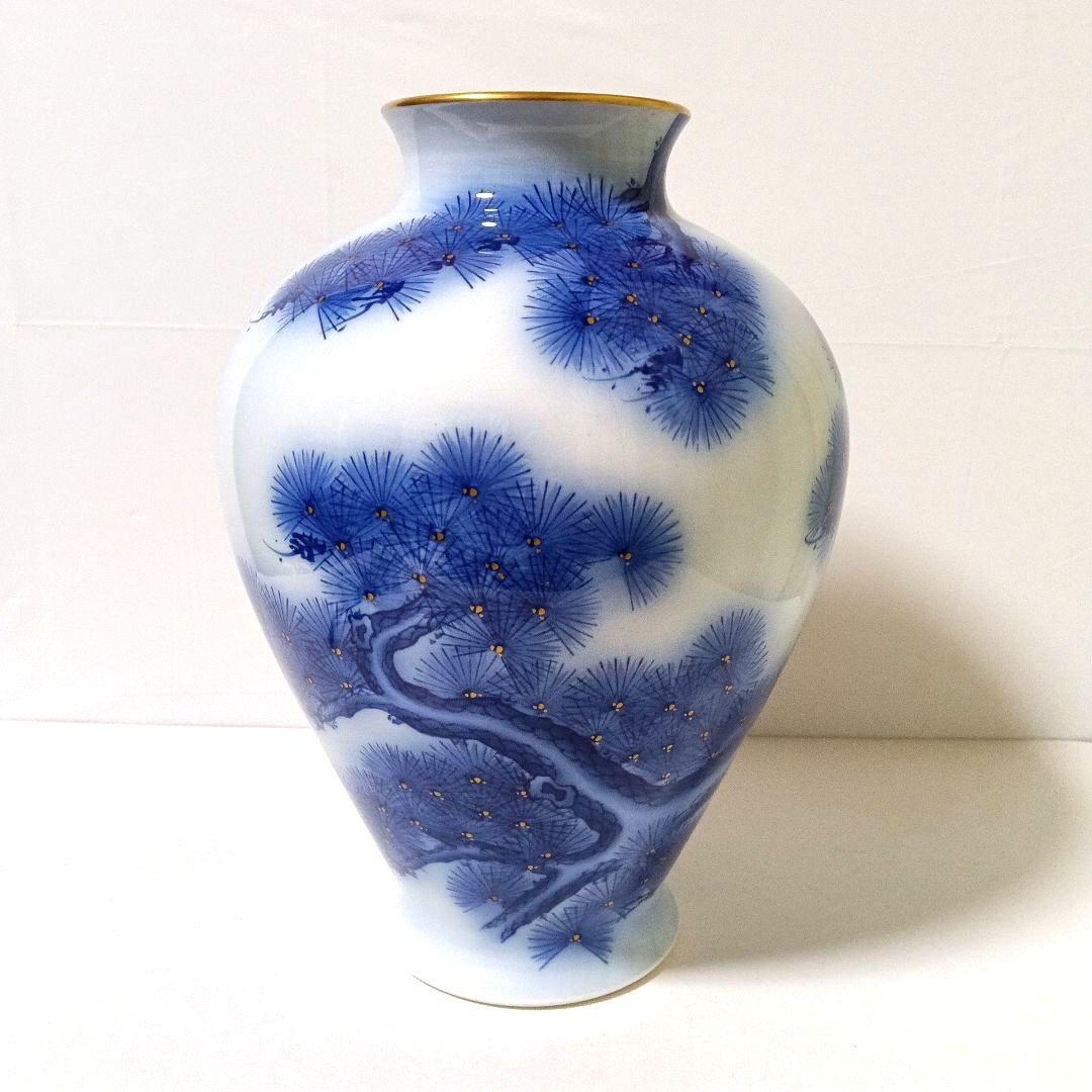 美品 香蘭社 磁藝工房謹製 染付金彩 壺松染錦模老松文 大型花瓶
