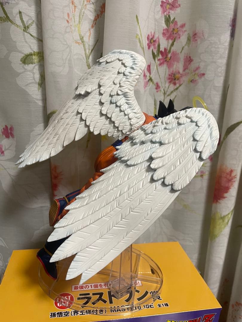 ドラゴンボール　一番くじ　ラストワン賞　天使悟空　界王様　フィギュア