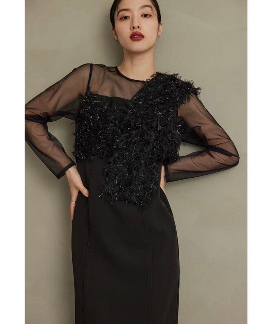 ニアナ　フリンジグリッターノットドレス　パーティ　オケージョン　ブラック