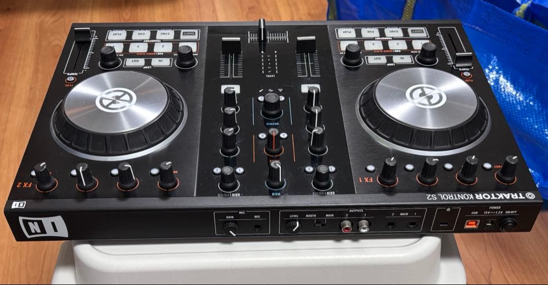 TRAKTOR KONTROL S2 MK2 箱無し 付属品無し