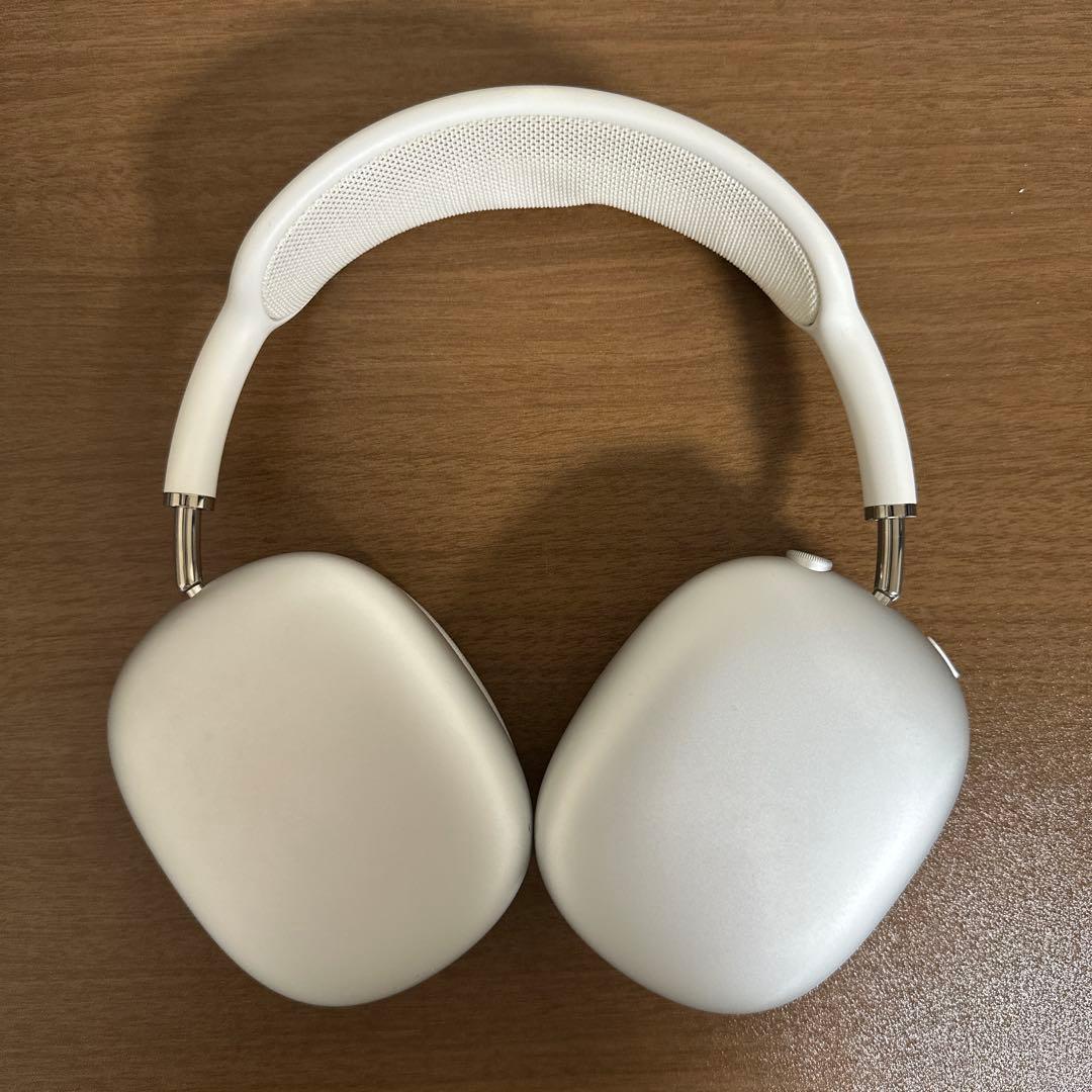 Rikkieの商品です。 AirPods Max ホワイト本体（第一世代）