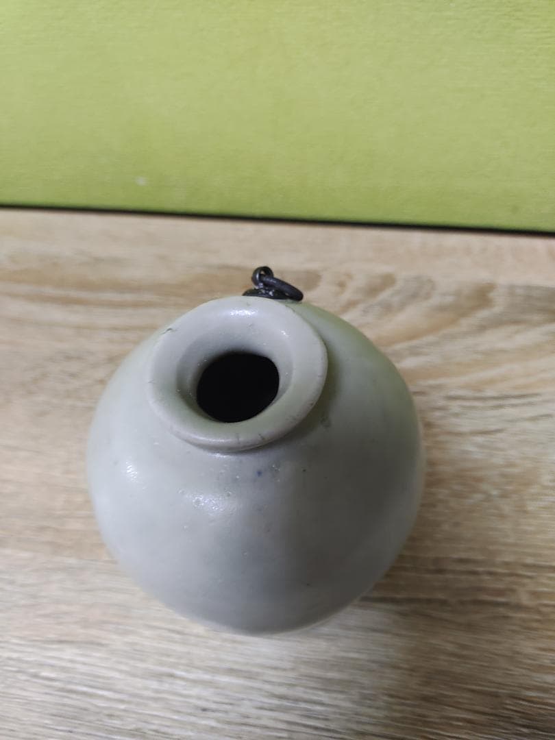 杉本貞光　作　牙白花入れ　　2023年12月新宿京王百貨店の個展にて購入