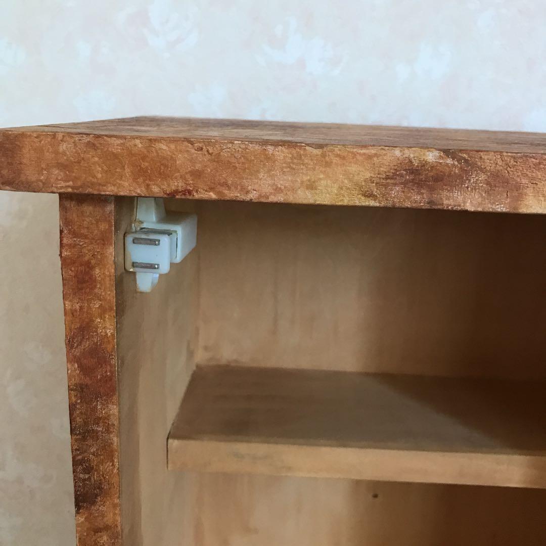 トールペイント作品　アイアン土台付チェスト