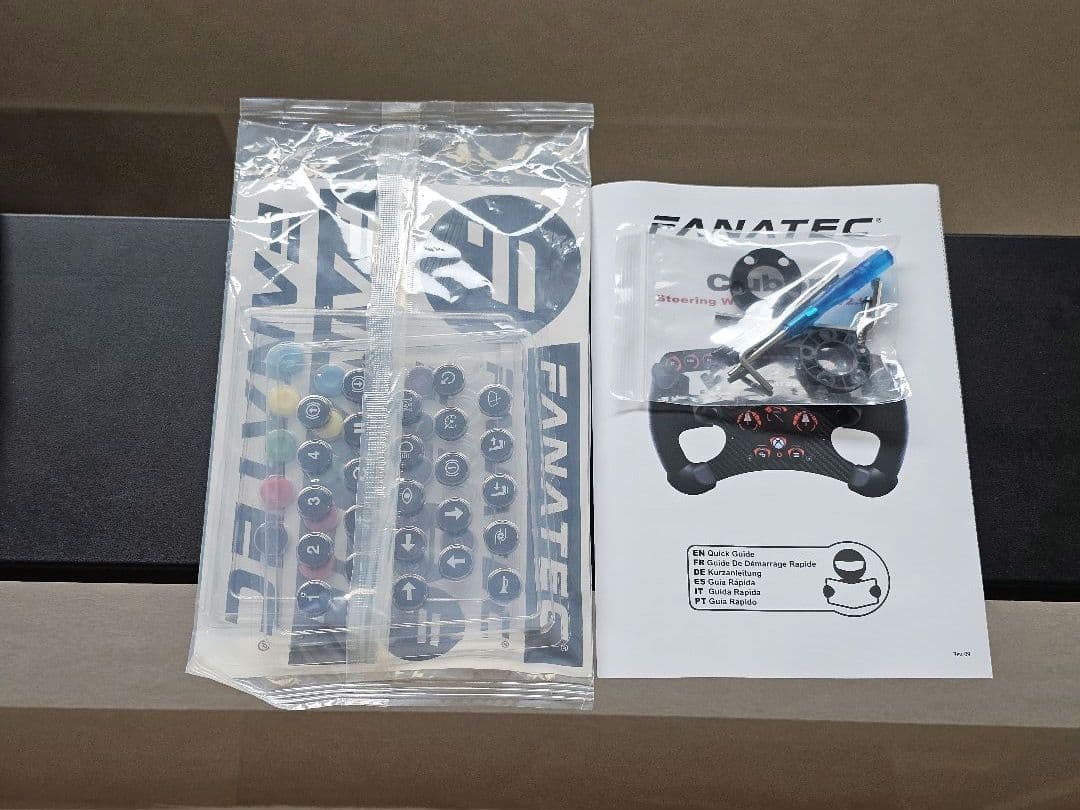 Fanatec Formula V2.5X + QR2 + APM セット