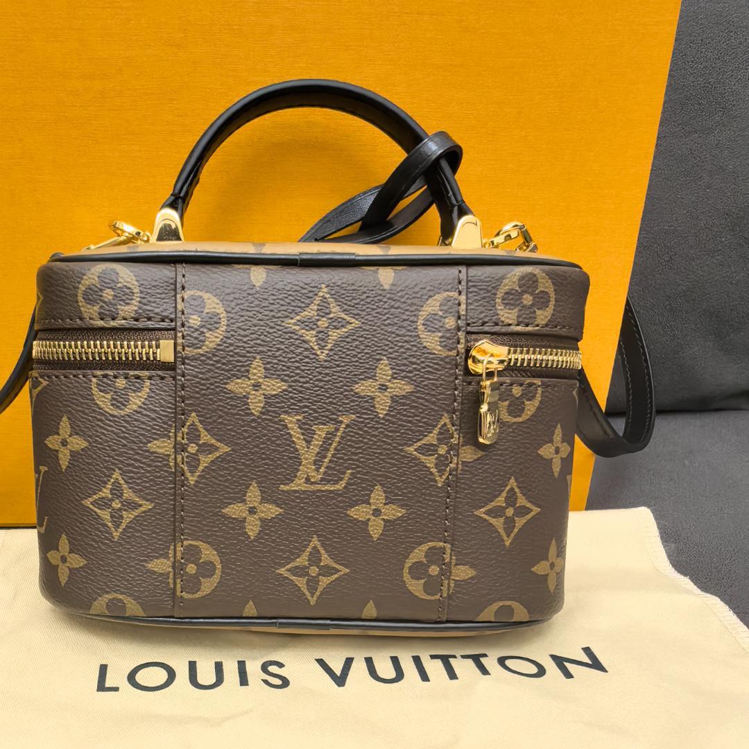 【すぐ発送可能】正規品　ショルダーバッグ　M47125