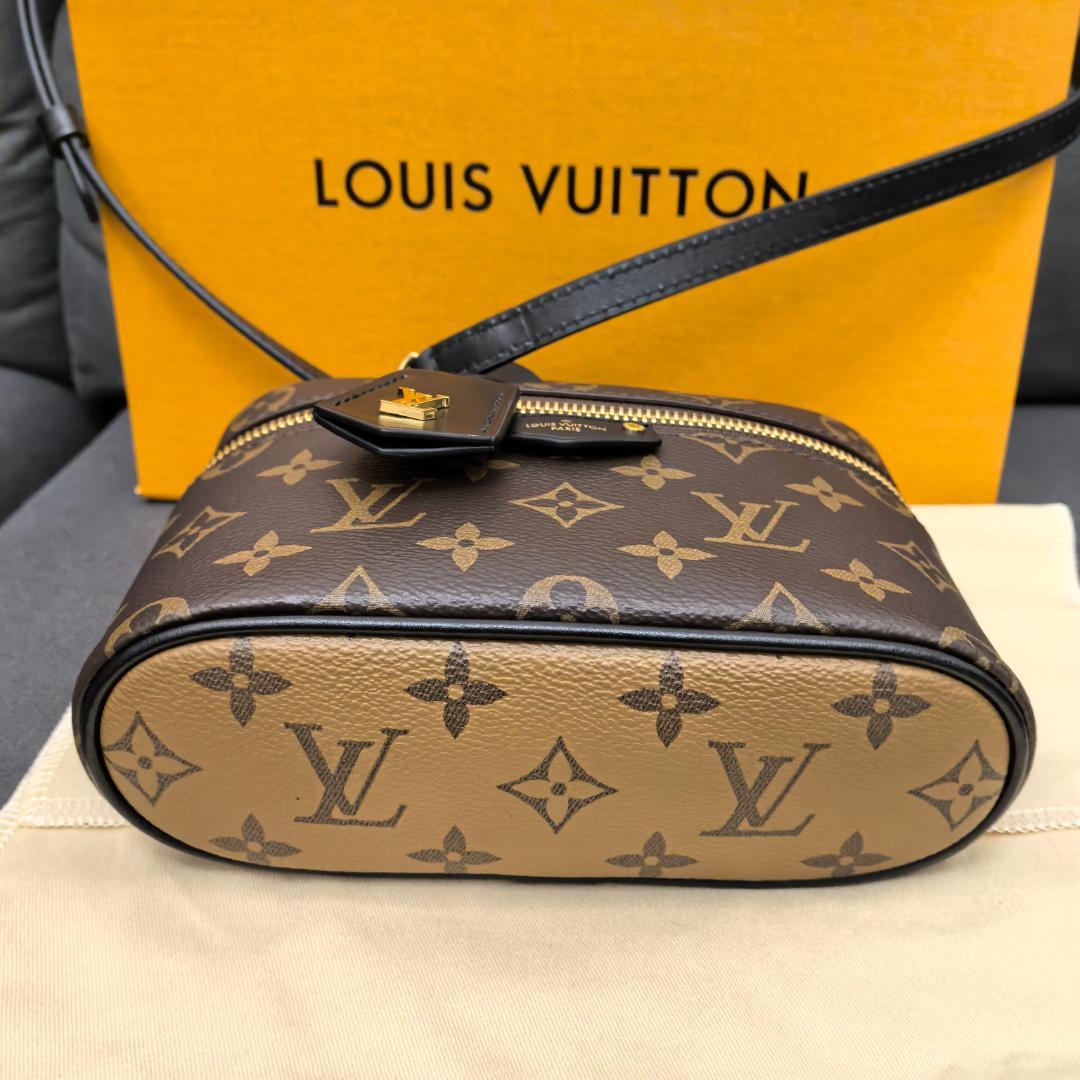 【すぐ発送可能】正規品　ショルダーバッグ　M47125