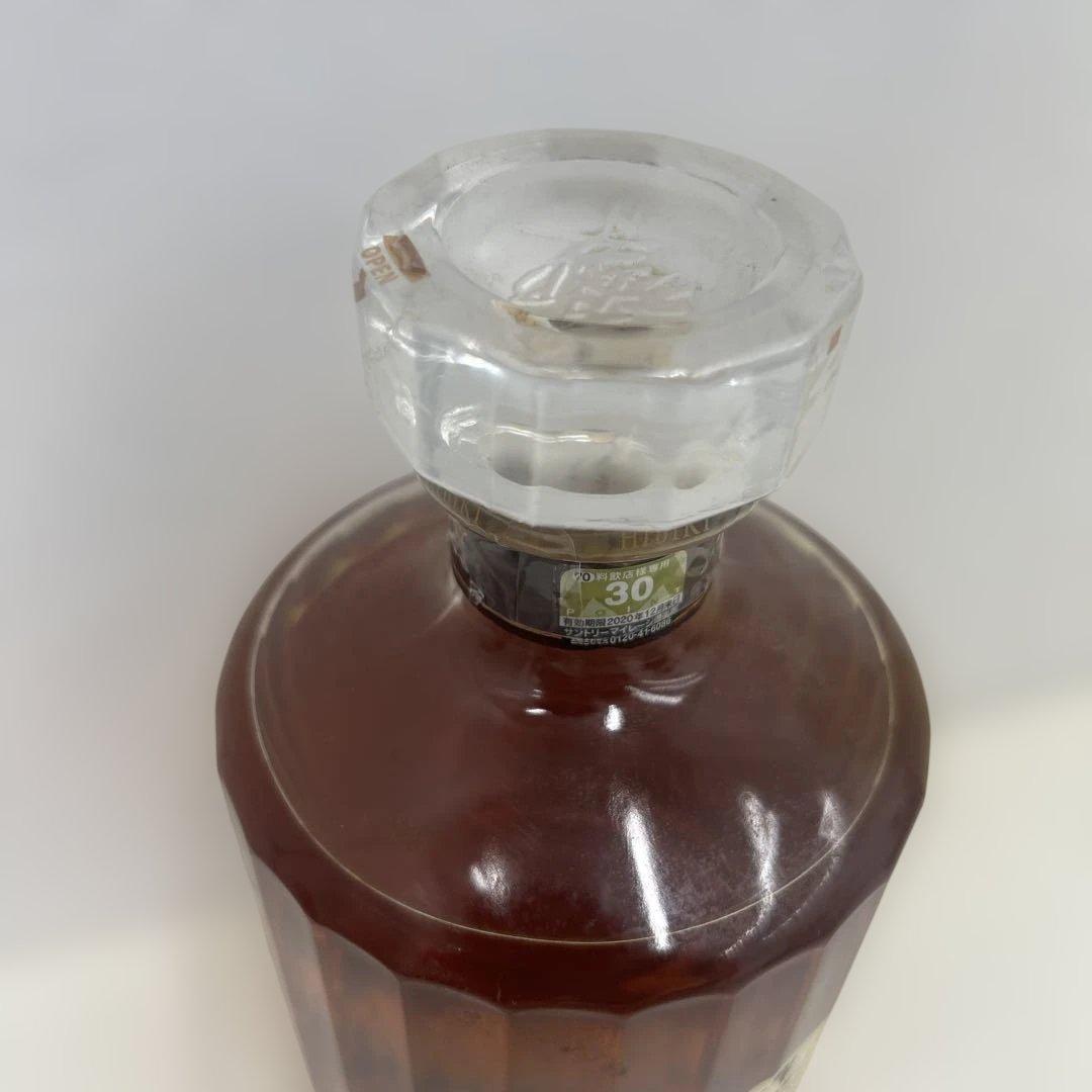サントリー 響 ブレンダーズチョイス 700ml 箱なし 未開栓