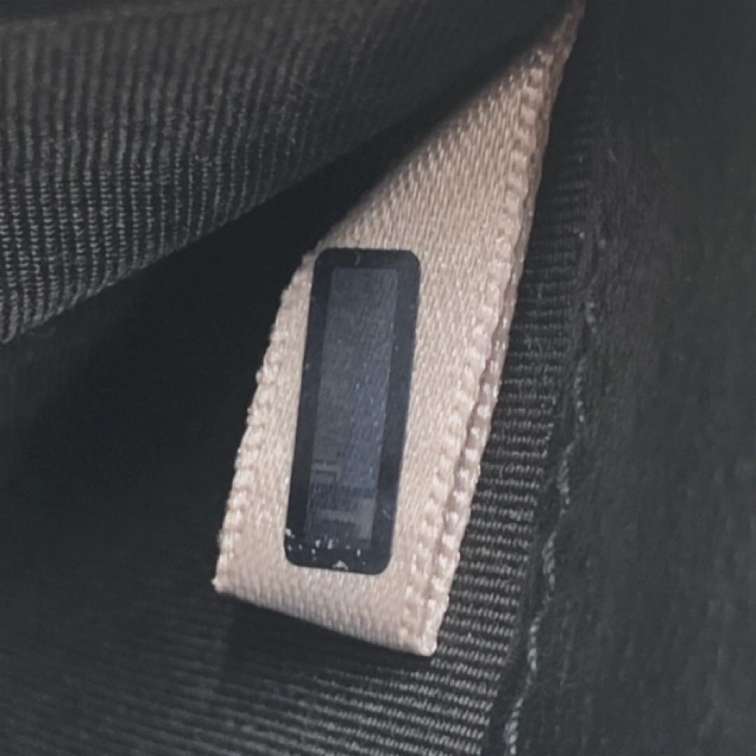 【美品✨】JIMMY CHOO 星型スタッズ 長財布 ラウンドファスナー