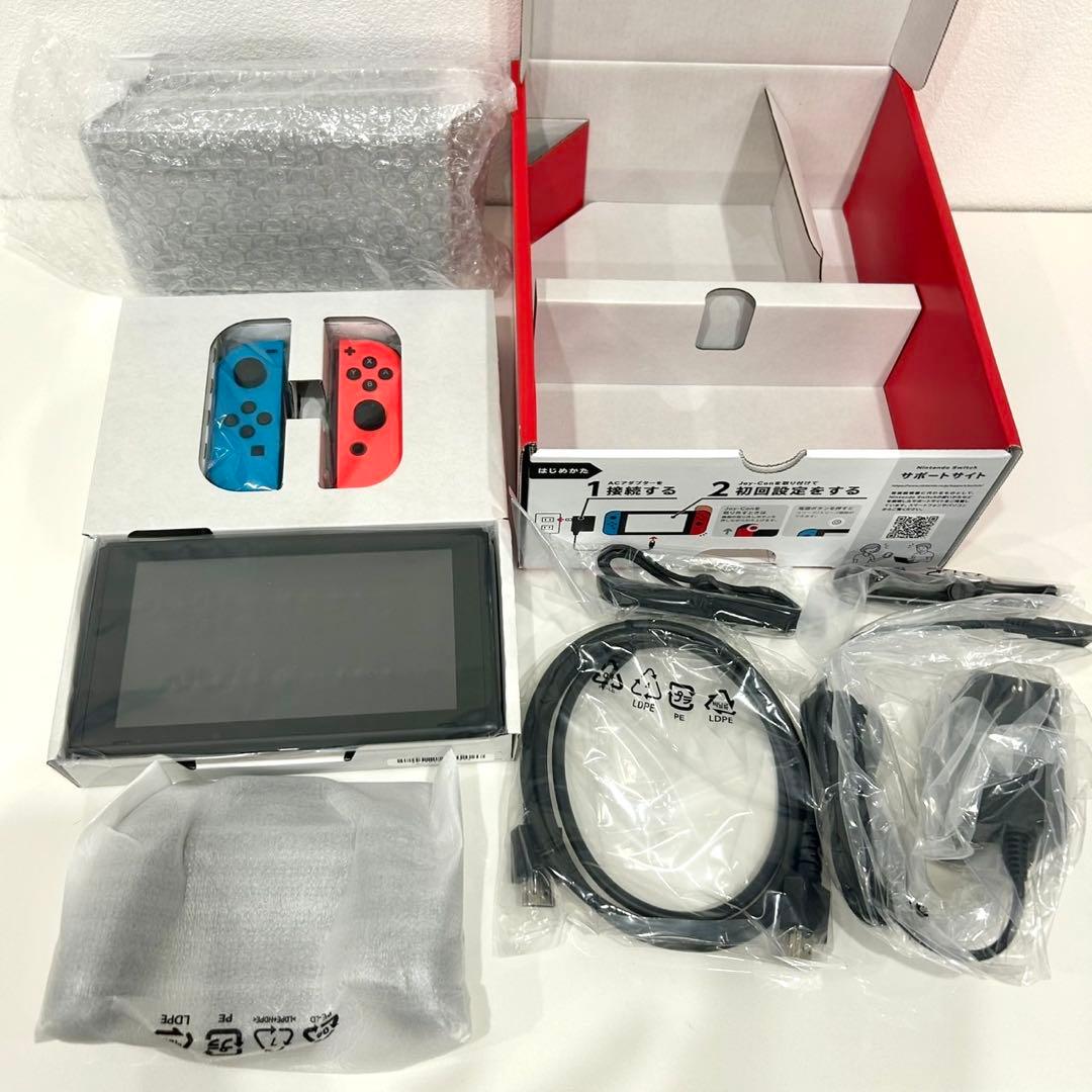 Nintendo Switch スイッチ 青/赤　Joy-Con 本体セット