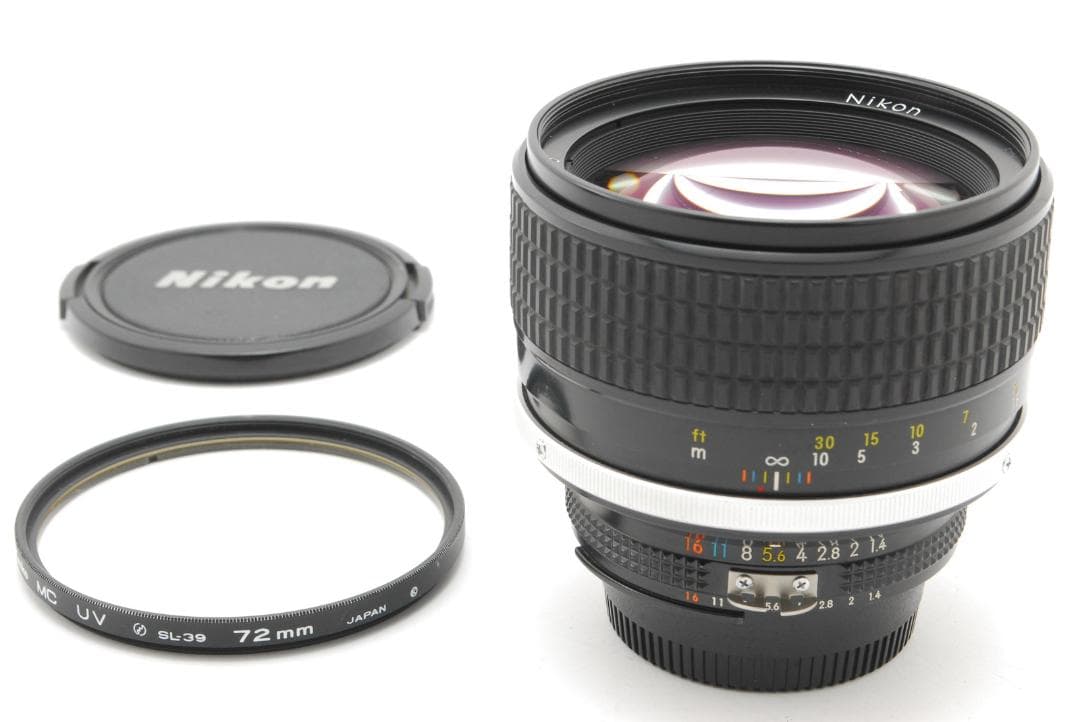 どんぐりNikon Ai-s 85mm f/1.4 ニコン レンズ 単焦点