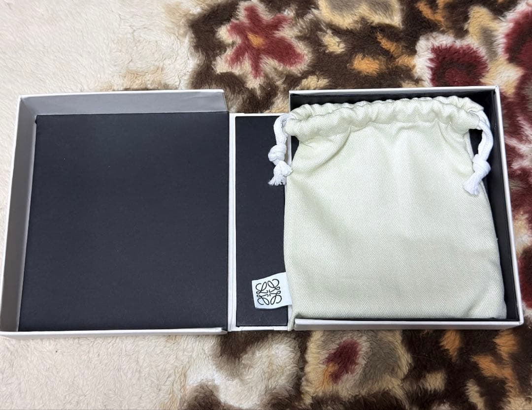 LOEWE ベルト ナロー アナグラム シルバー リバーシブル 茶色 黒