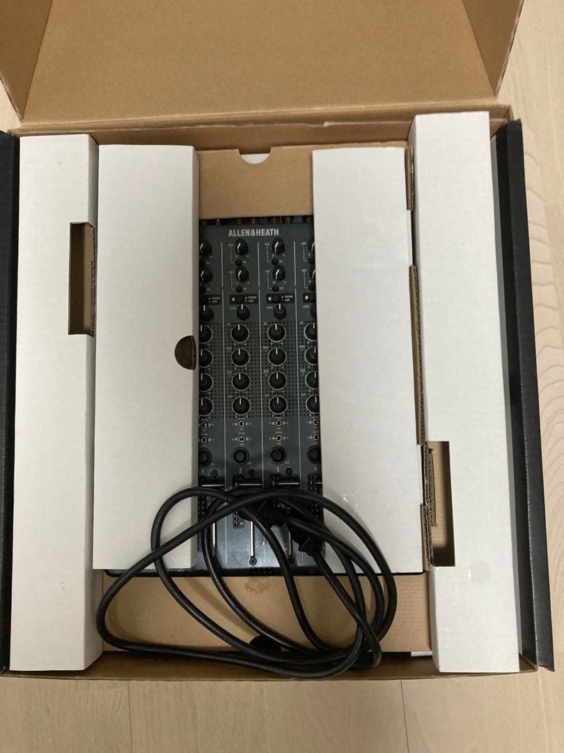 と*ん様 Allen & Heath Xone:92 DJミキサー