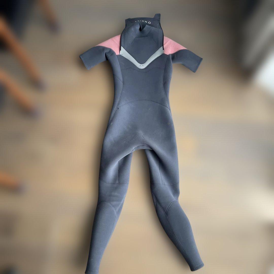 ヒナ3着セット オニール ウェットスーツ セミドライ ジャーフル シーガル