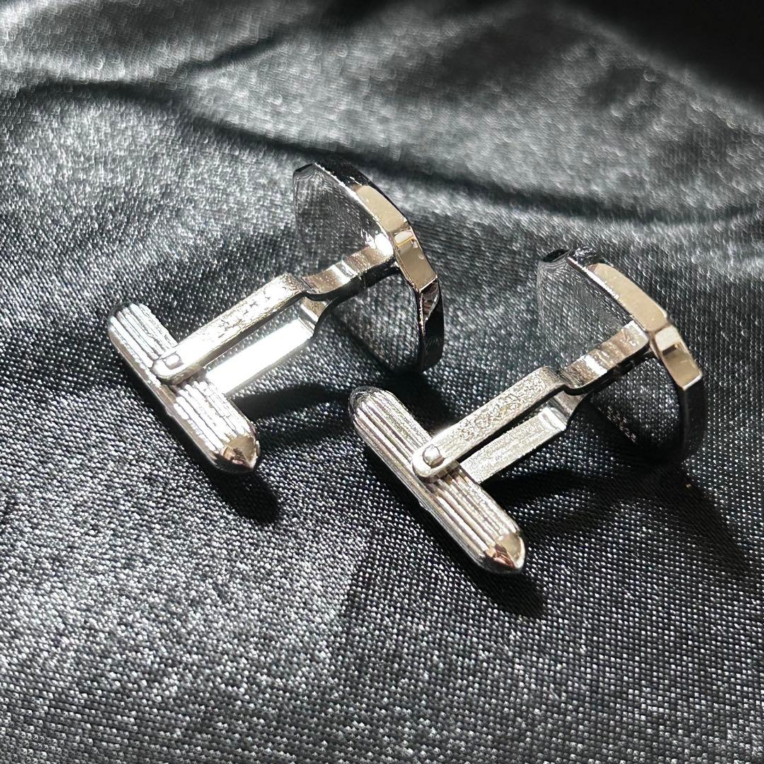 【3点セット】バーバリー タイピン カフス カフリンクス 箱付き シルバー ロゴ