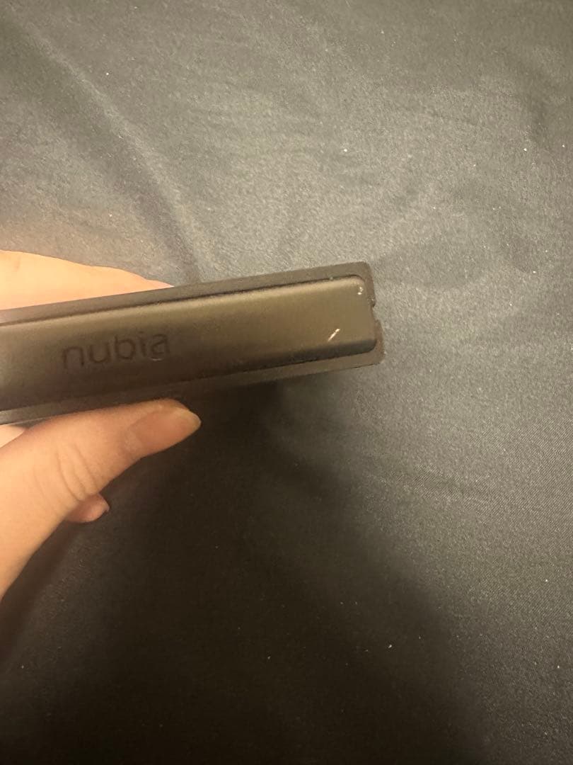 nubia Flip 5G スマートフォン本体（最終値下げ）