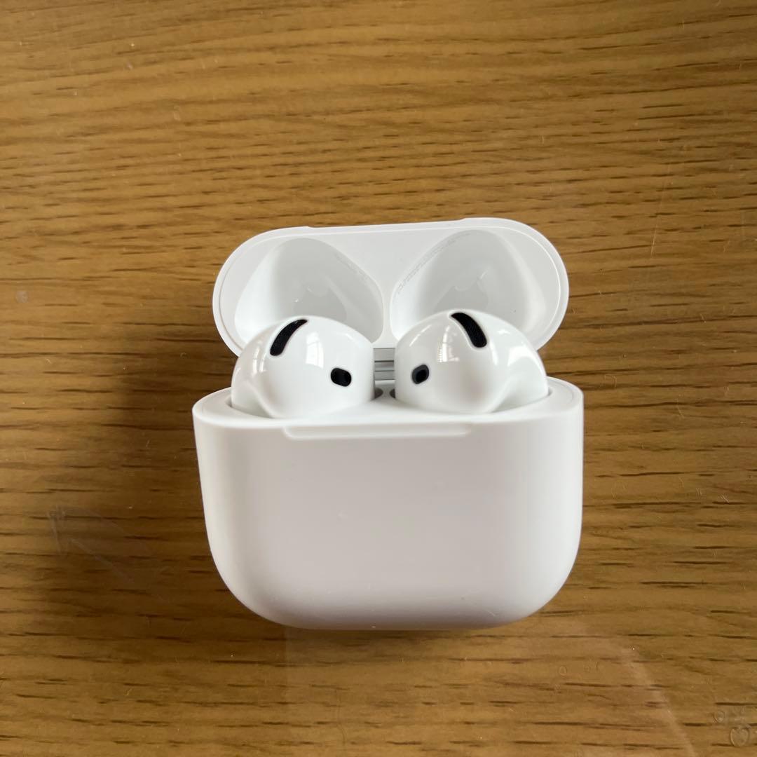 AirPods（第4世代）アップル イヤホン