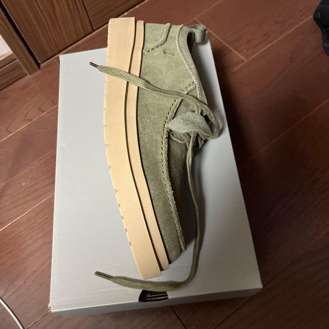 Clarks オリーブ スエード デッキシューズ