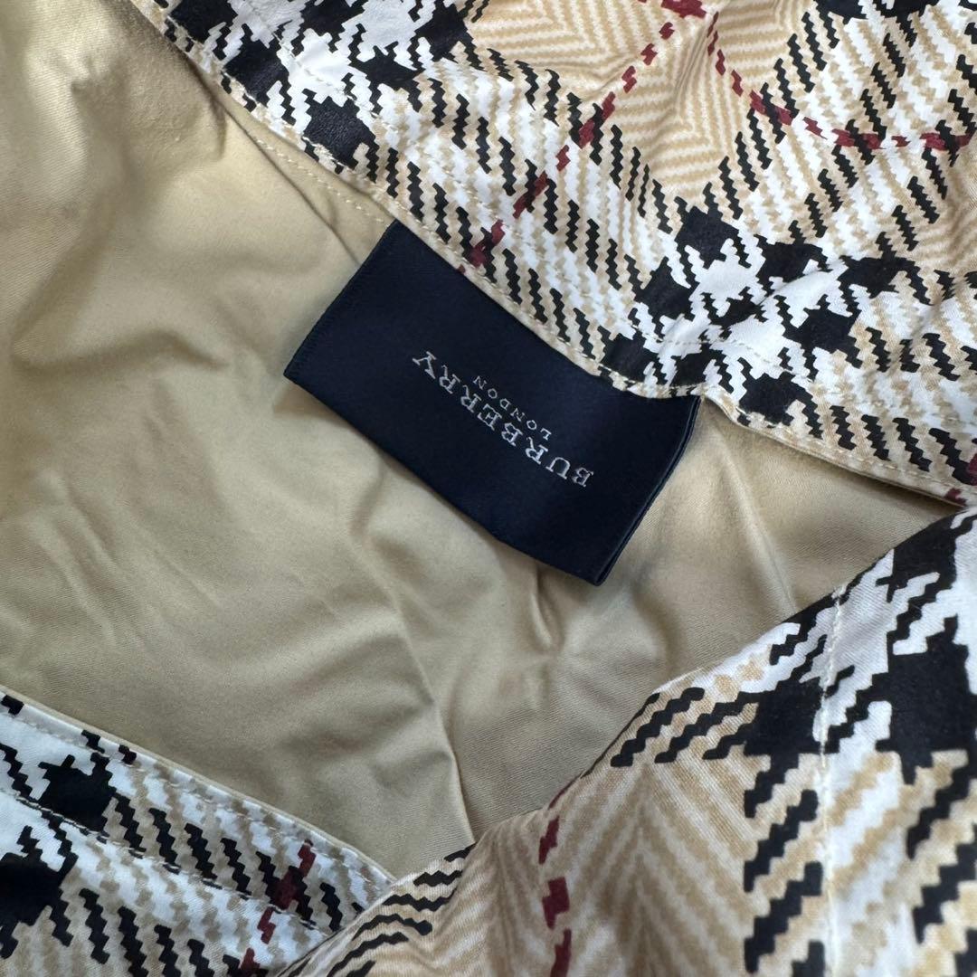 Burberry 羽毛肌掛けふとん　シングル