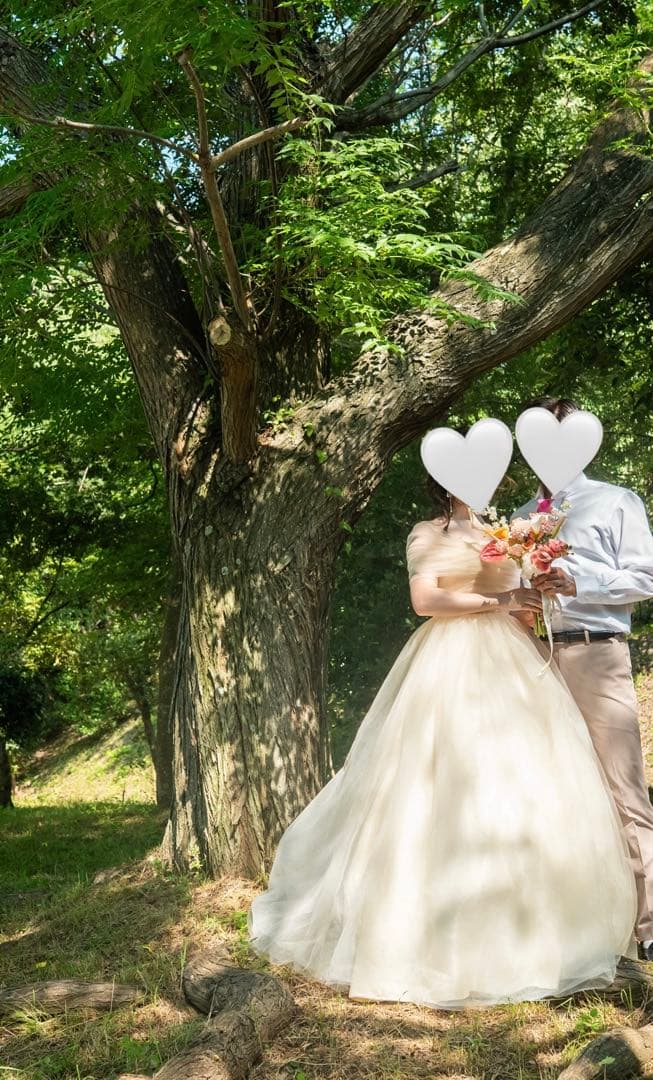 アイボリー ストラップレス Aライン ウェディングドレス