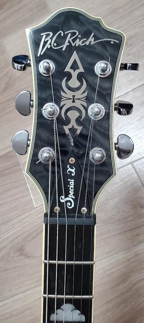 【海外限定販売】B.C.Rich　Mockingbird Special X