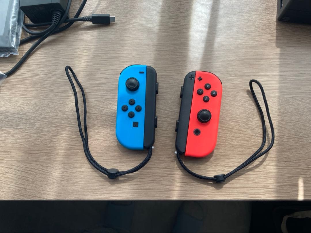 Nintendo Switch 赤/青 本体 一式セット【箱付き】