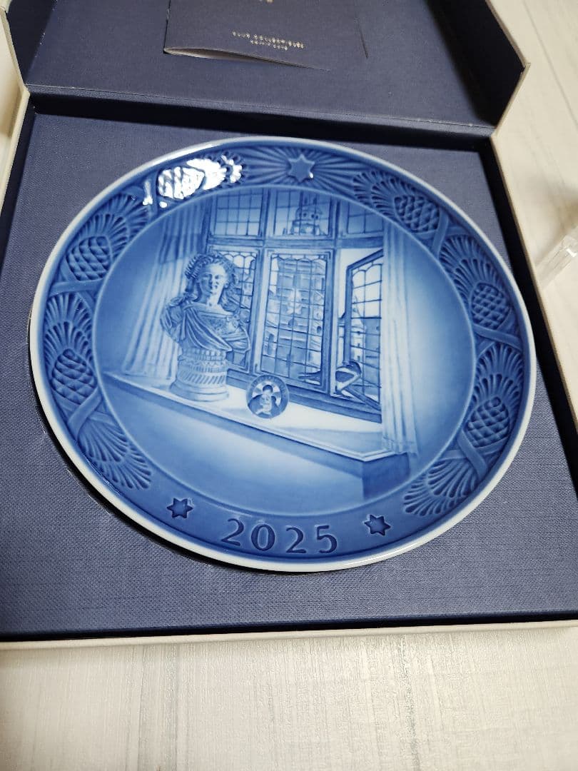新品未使用　 ロイヤルコペンハーゲン　2025 イヤープレート