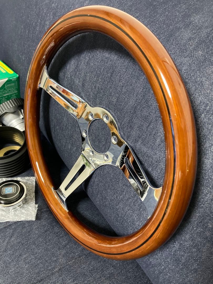 L700S ミラジーノ　ウッドステアリングφ35