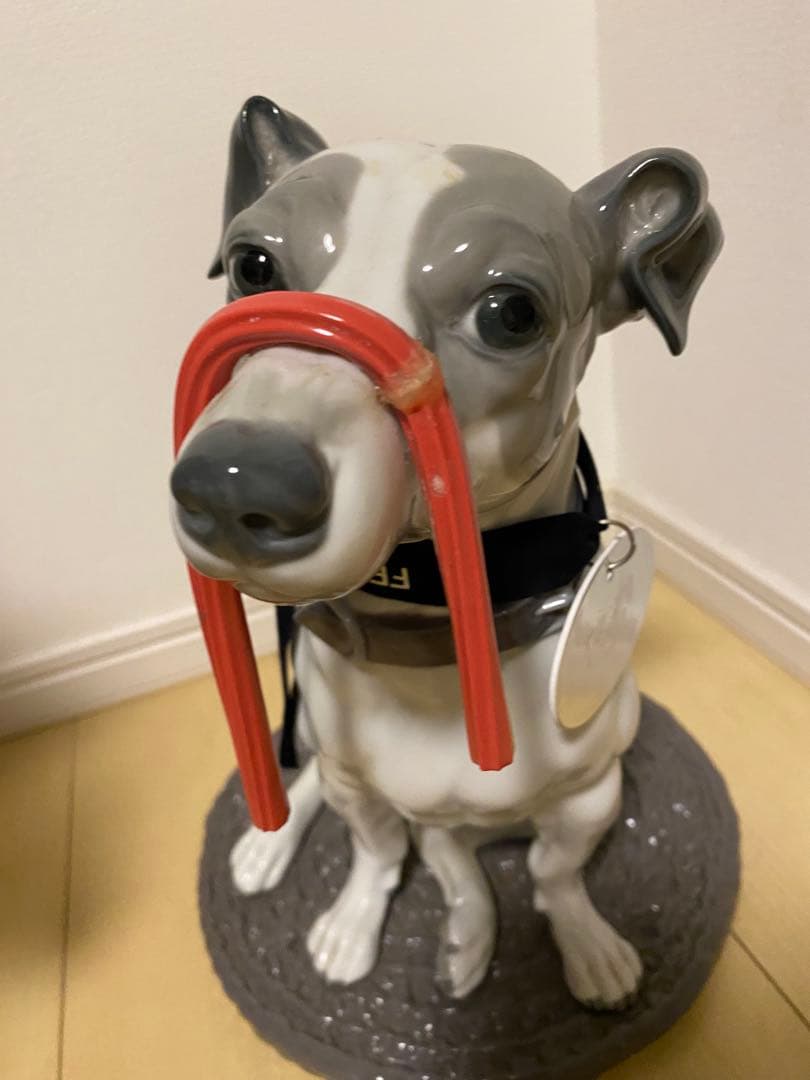 リヤドロ　犬　美品