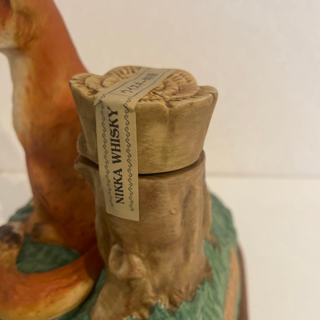 ニッカ モルトグレーン キタキツネの親子　ヒグマの戦い　響ギター型