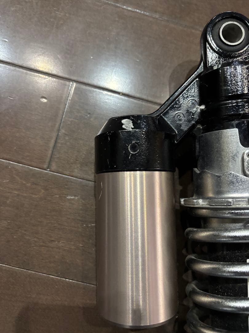 ゼファーχ純正リアサス