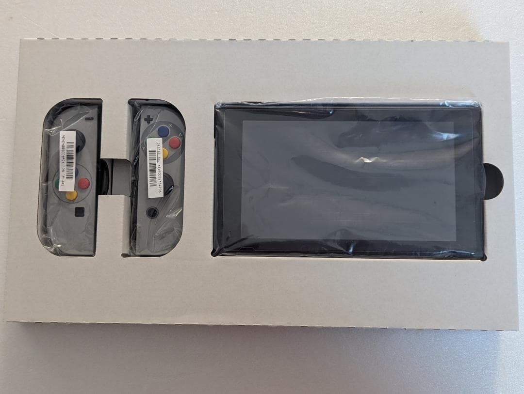 Nintendo Switch　本体　Joy-ConSFCカラー　付属品完品