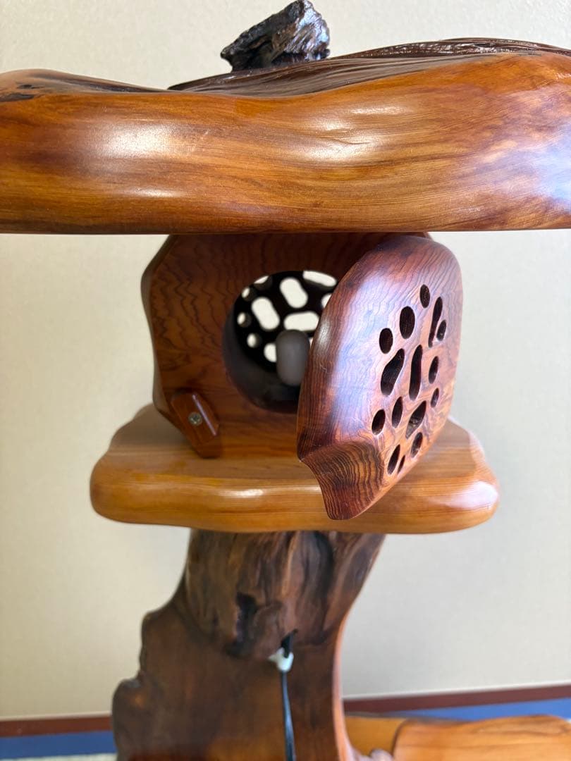 屋久杉　木製灯籠