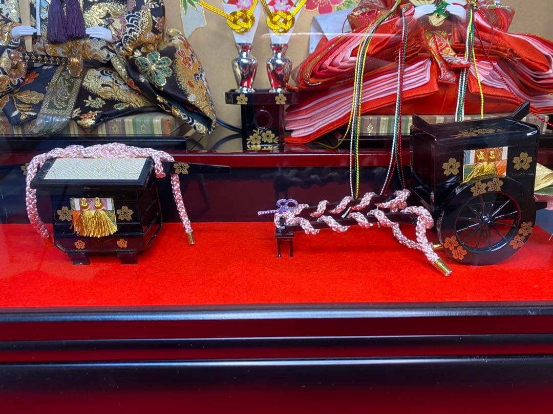 東京久月　雛人形ガラスケース入り親王飾り・間口約７０×奥行約３３×高さ約４４㎝