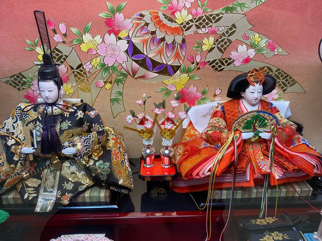 東京久月　雛人形ガラスケース入り親王飾り・間口約７０×奥行約３３×高さ約４４㎝
