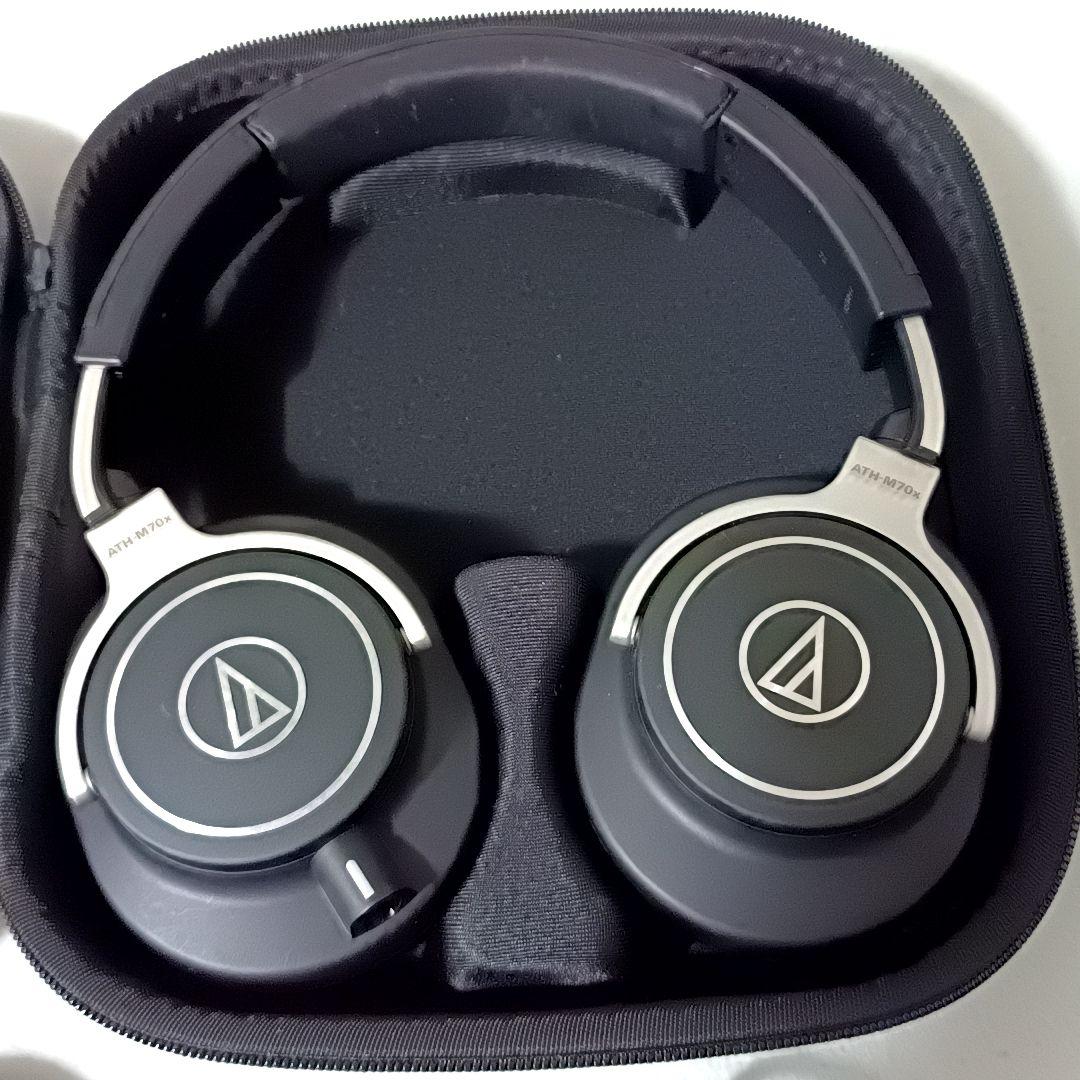 オーディオテクニカ 'ATH-M70x プロフェッショナル モニターヘッドホン