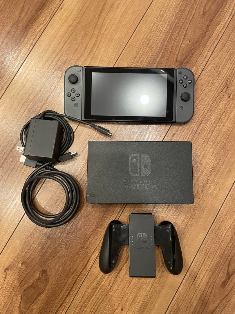 Nintendo Switch 本体　付属品あり