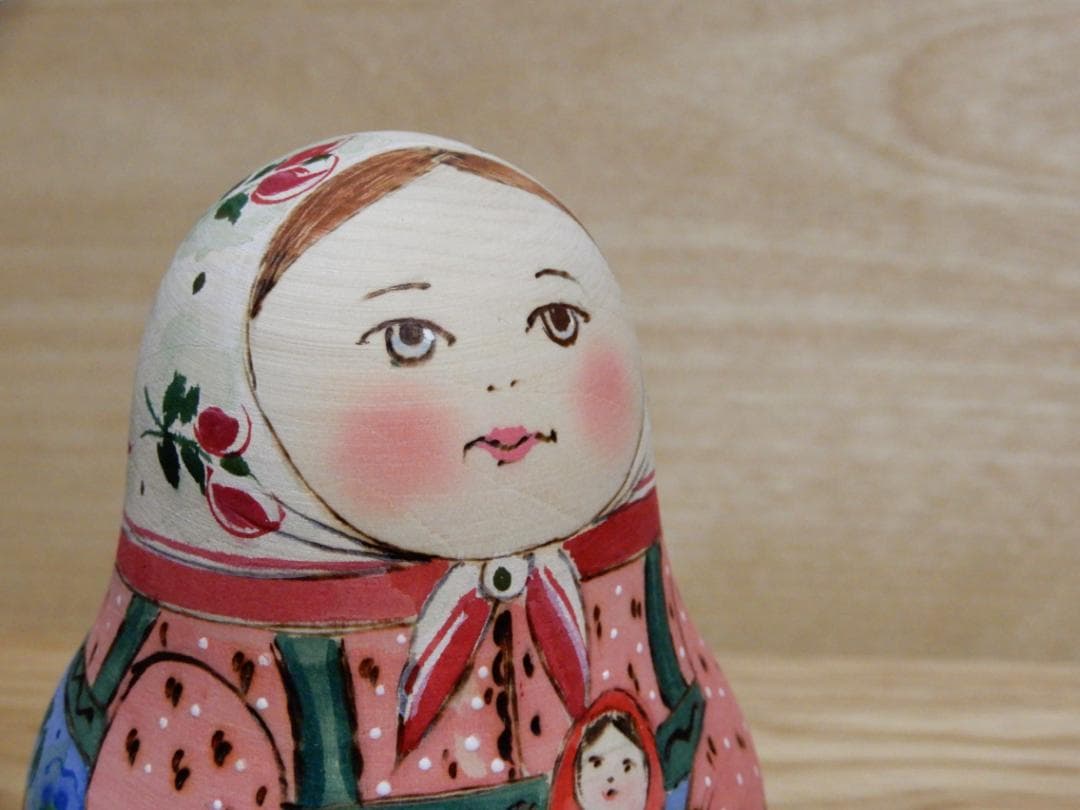 ロシア雑貨　おきあがりこぼし　オルガ・ボリソワ　作家もの　マトリョーシカ