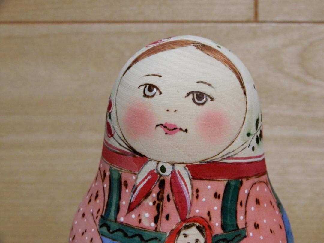 ロシア雑貨　おきあがりこぼし　オルガ・ボリソワ　作家もの　マトリョーシカ